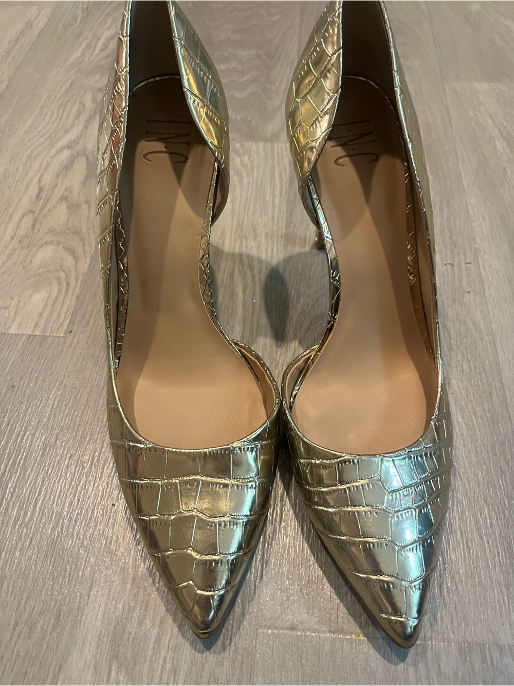 INC International Concepts Metallic Gold Croc-Embossed Pointed-Toe Pumps - Picture 3 of 8